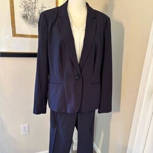 Liz Claiborne Navy Pinstripe Men's Suit